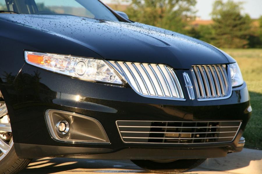  Lincoln MKS 2008 года  (фото 93 из 284)